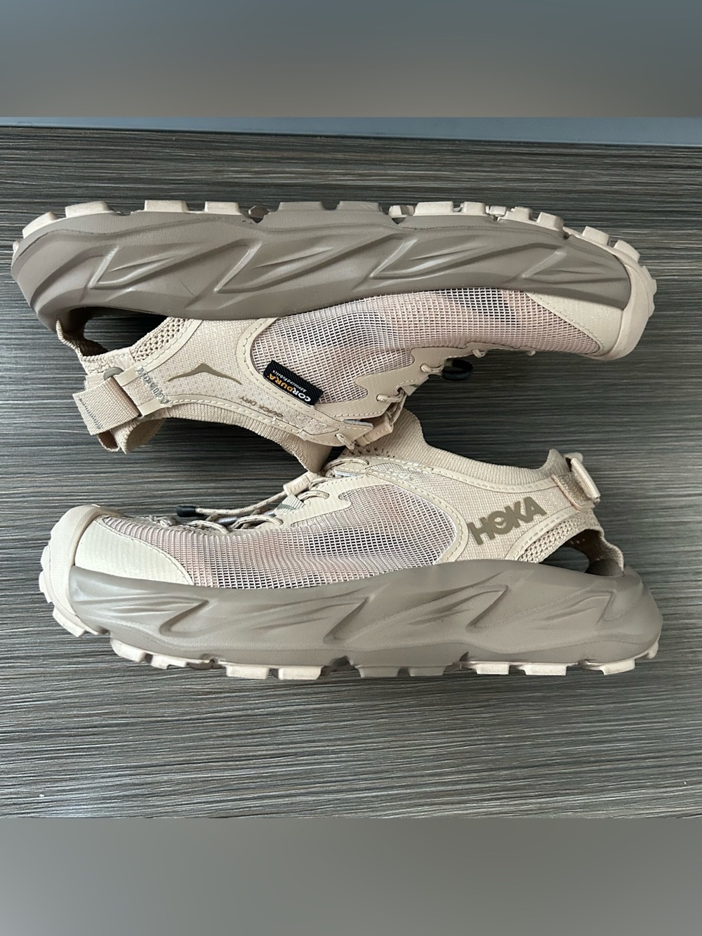 Women’s HOKA Hopara 2 hiking Sandals Size 8.5 Shifting Sand/Dune color Outdoor